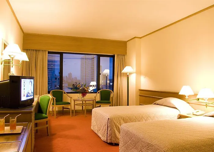 Furamaxclusive Pratunam Park Hotel